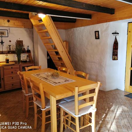 Villa Authentic House Pelegrinka à Drvenik Mali Extérieur photo
